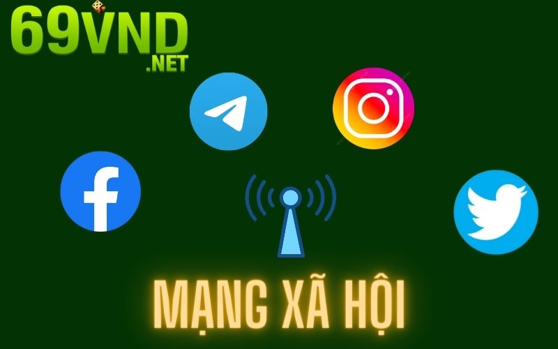 Liên hệ thông qua mạng xã hội